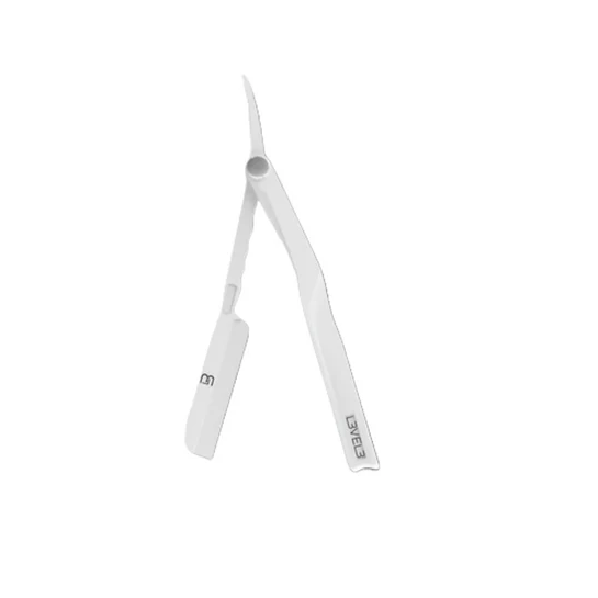 White level 3 milly clutch razor on a white background
